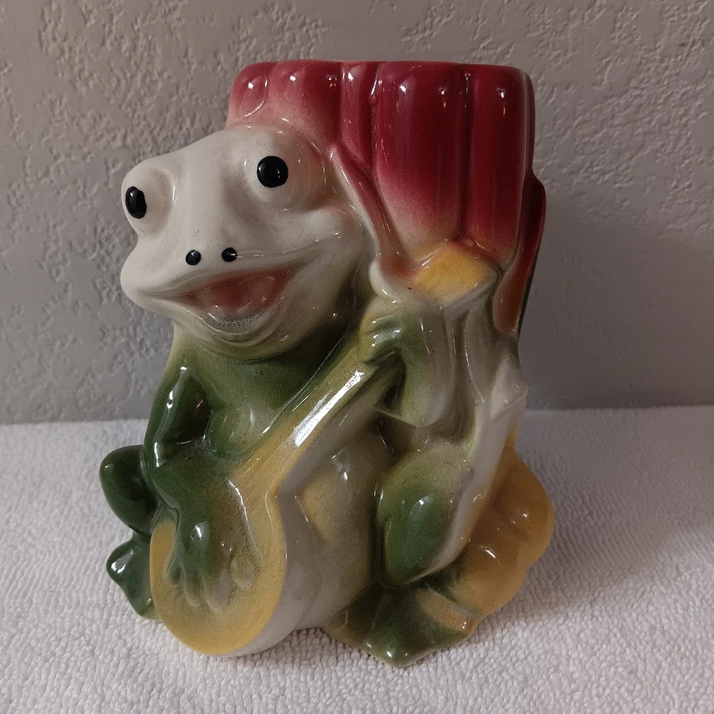 Ceramic Frog Reptile Decor - Green, Red, Yellow